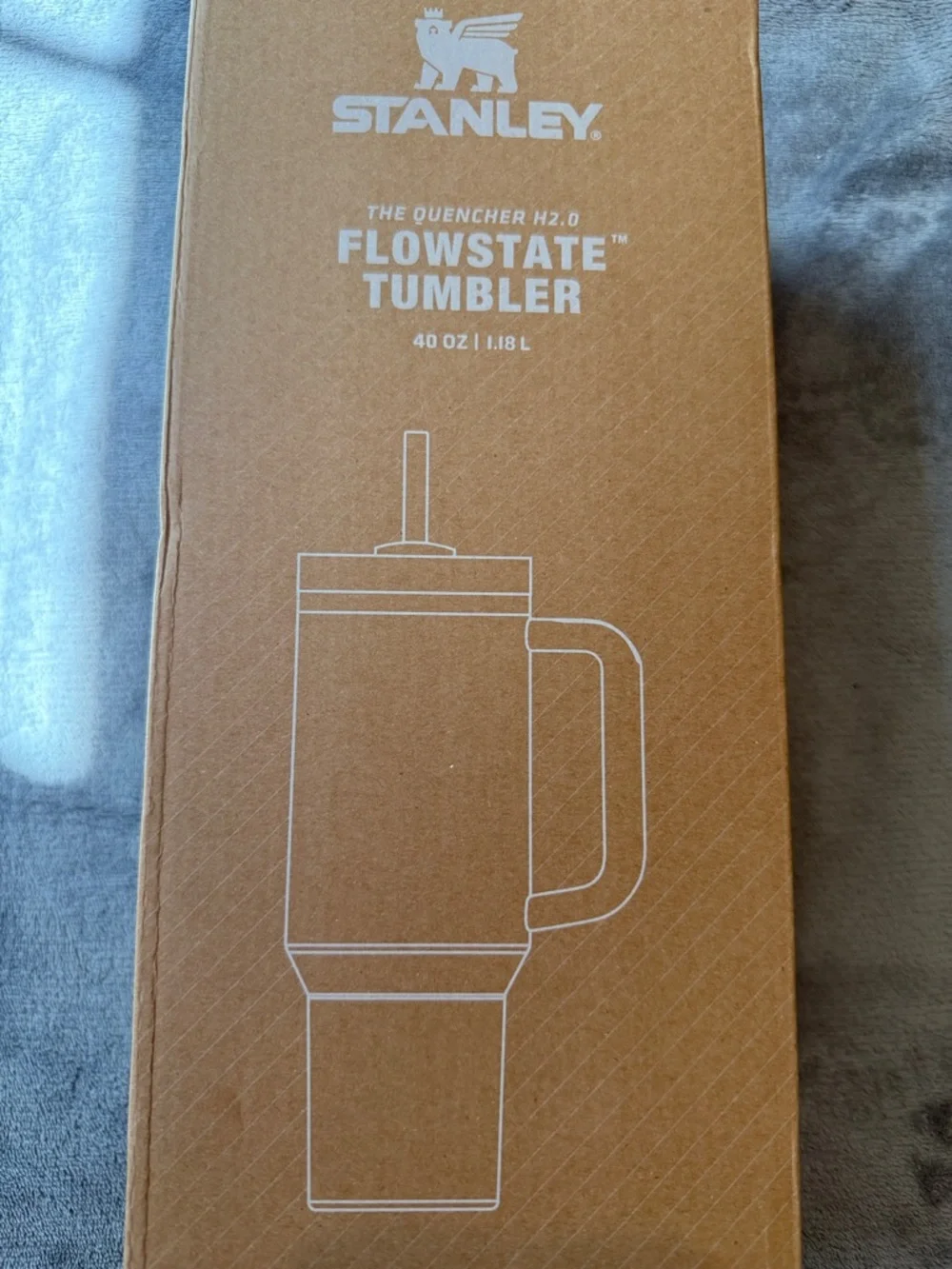 The Quencher H2.0 40OZ Flowstate Tumbler - Picture 2 of 7